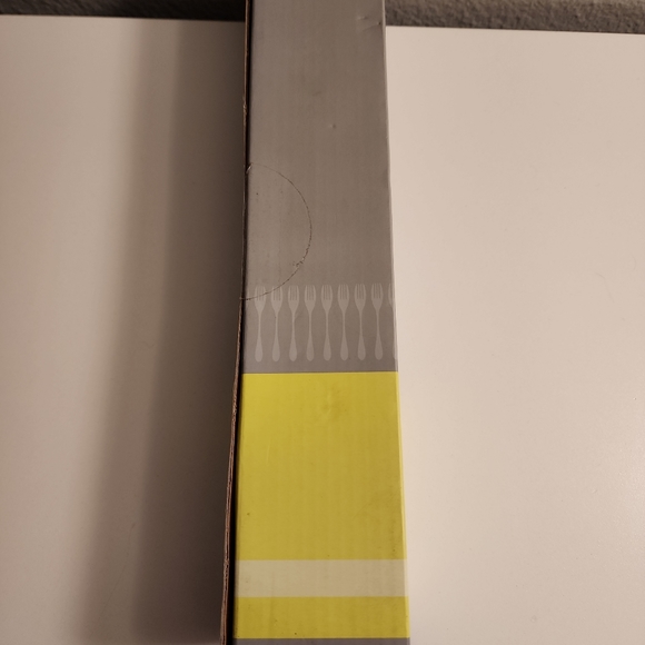 KNORK Black silverware 5 Piece flatware set Matte Black Titanium finish. NEW - Picture 3 of 5